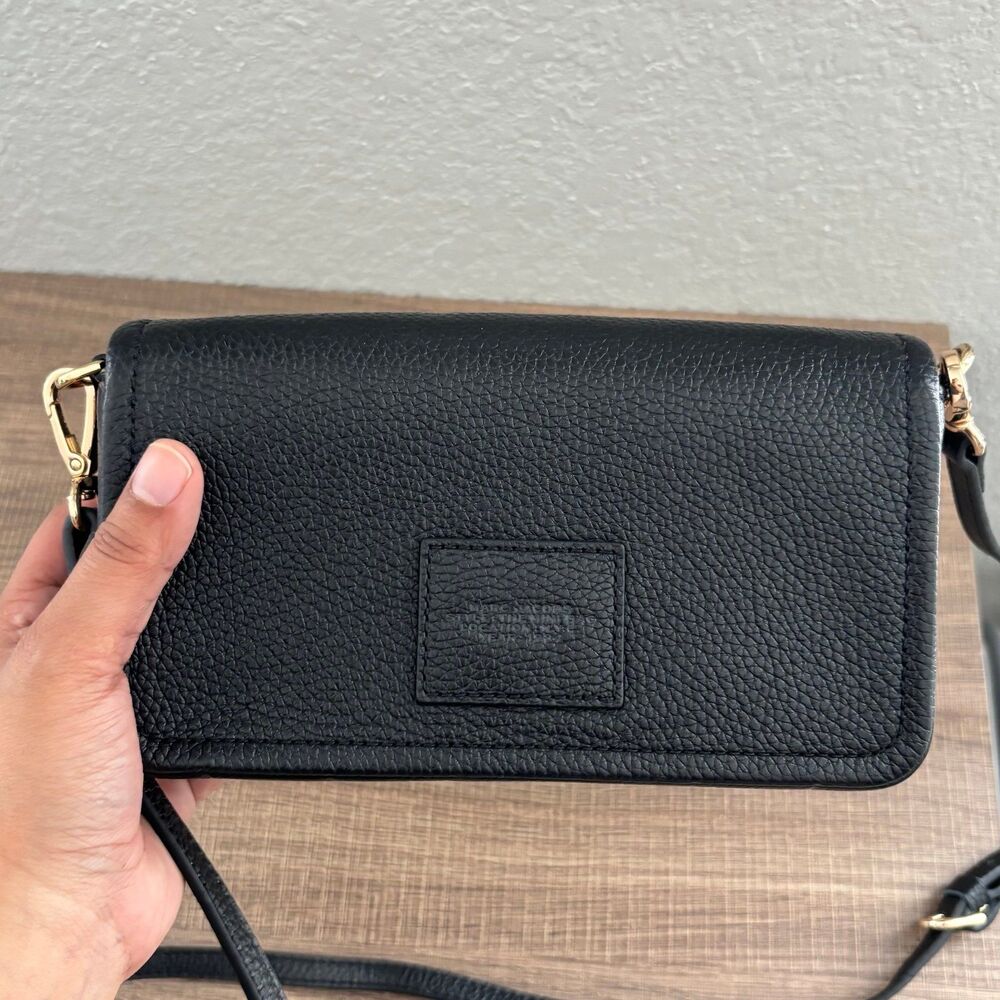 Marc Jacob’s Crossbody Bag - Picture 3 of 6